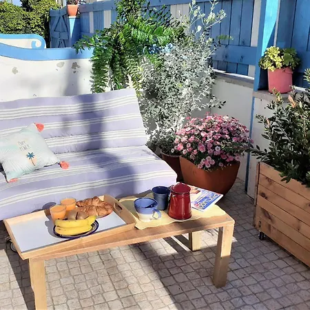 Pensión Ethic Surf House 3*