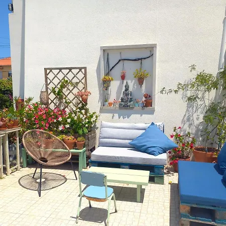 Ethic Surf House Guest house Ferrel (Leiria)