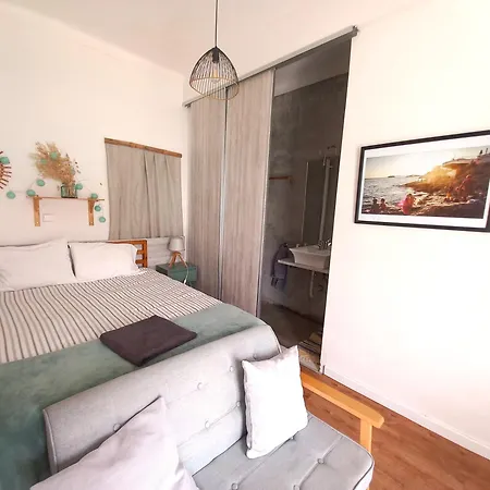 Ethic Surf House Guest house Ferrel (Leiria)