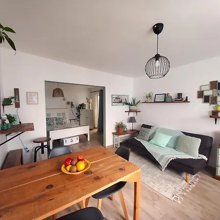 Guest house Ethic Surf House Ferrel (Leiria)