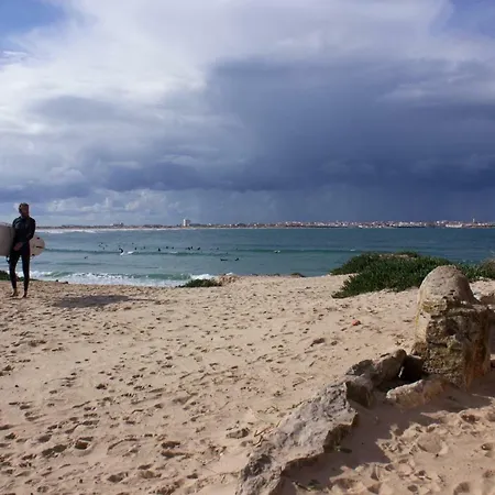 Ethic Surf House Guest house Ferrel (Leiria)
