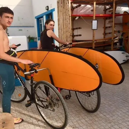 Pensión Ethic Surf House 3*