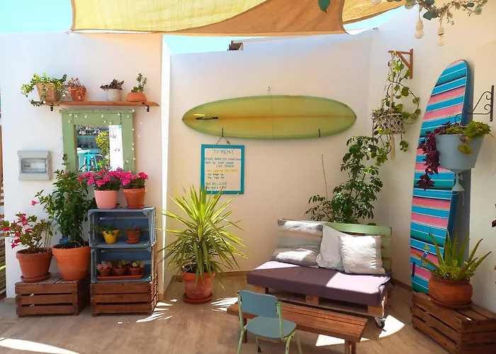 Ethic Surf House 3* フェレル