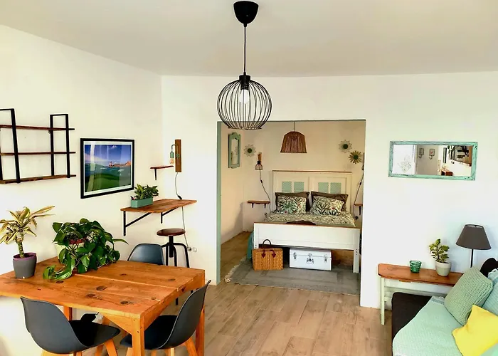 Ethic Surf House Affittacamere 3*