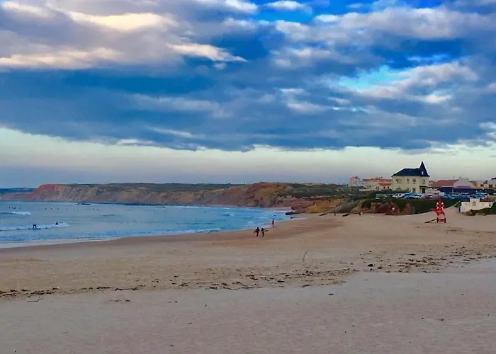 Ethic Surf House 3* フェレル